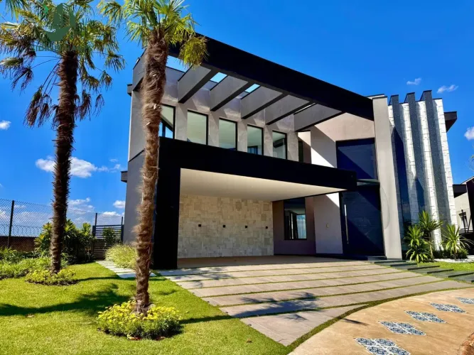 Casa EXCLUSIVA c/ 5 suítes no Condomínio Campos do Conde em Bragança Pta.