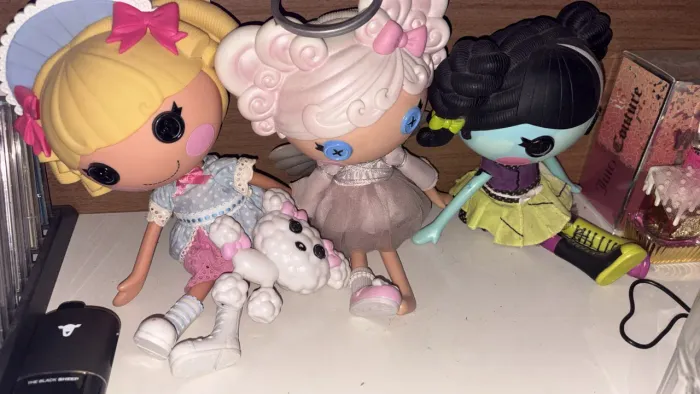 Troco lote de 3 bonecas lalaloopsy