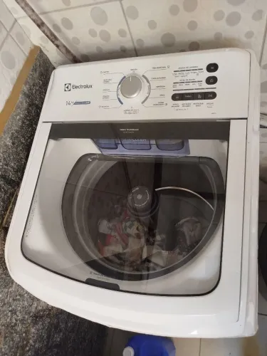 Lavadora de roupas Electrolux 14k perfeito estado, funcionando 100%
