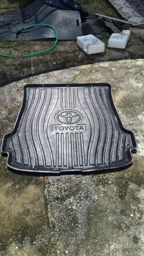 Protetor Porta Malas Toyota SW4 5 lugares 
