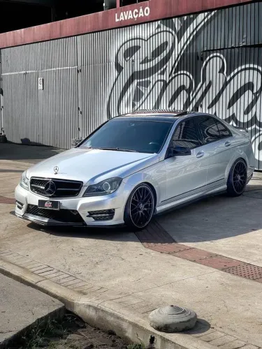 Mercedes-Benz C-200 CGI Avantgarde 1.8 16V 184cv Aut. 2013