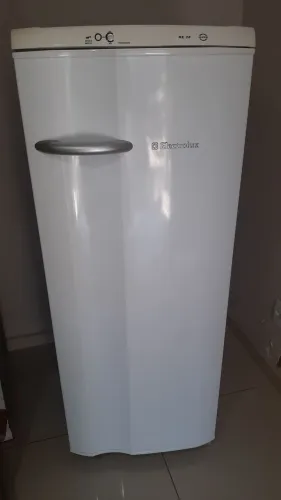 Electrolux 240 litros 