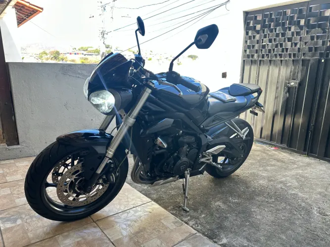 Vendo Street Triple S 765 2020