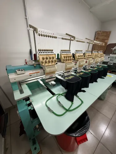 Máquina de bordado Tajima 6 cabeças cilíndrica