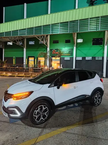 Renault Captur Iconic 1.3 TB 16V Flex 5P AUT 2022