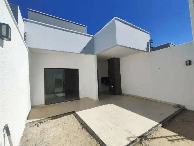 Casa no Stella Márcia