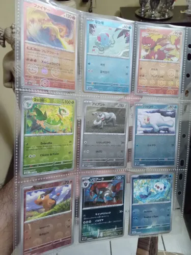 Nove cartas Pokémon tcg Holo pokeball em estado NM todas