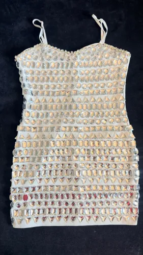 Vestido de luxo com pedraria