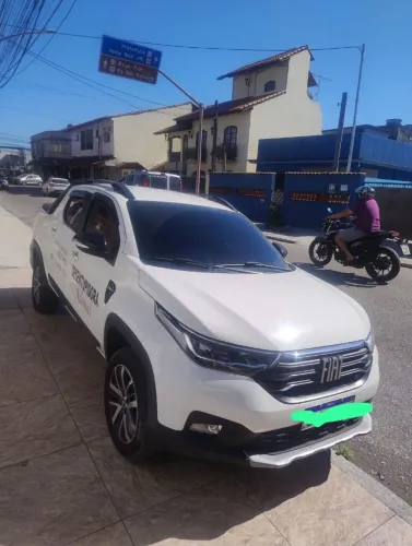 Fiat Strada Volcano 1.3 Flex 8V CD 2025
