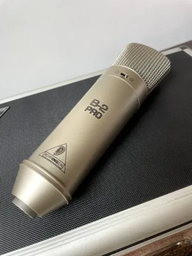 Microfone Condensador Behringer B2 Pro