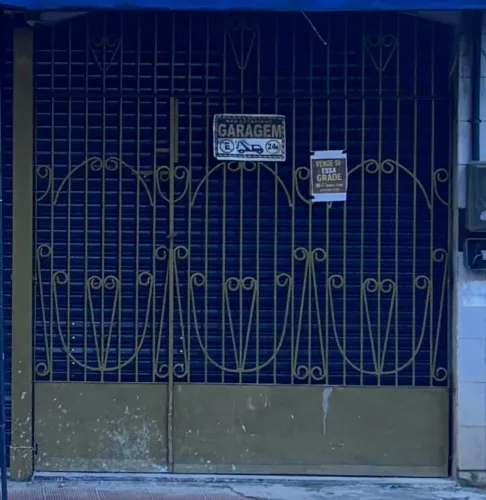 Portão de ferro , vergalhão quadrado