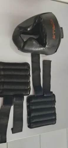 Capacete de proteção para boxe/muay thai e pesos ajustáveis