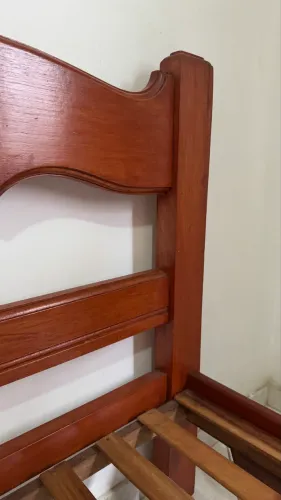 Cama solteiro madeira maciça