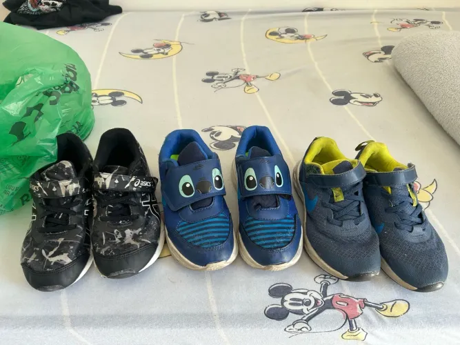 3 pares de tênis usados tamanho 30