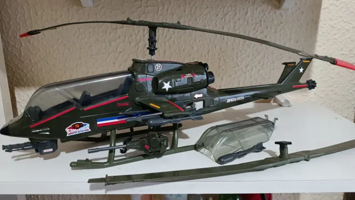 Jetcoptero de Combate Comandos em Ação 