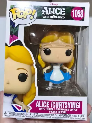 Funko Pop Alice (curtsying) in Wonderland #1058