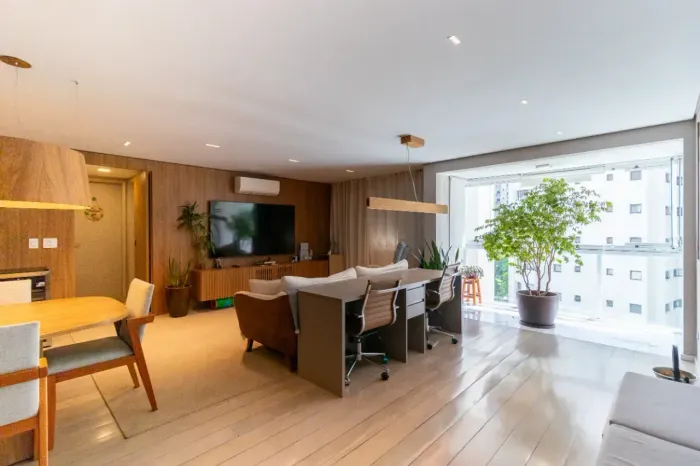 Imóvel para venda possui 100 metros quadrados com 3 quartos em Vila Nova Conceição - São P