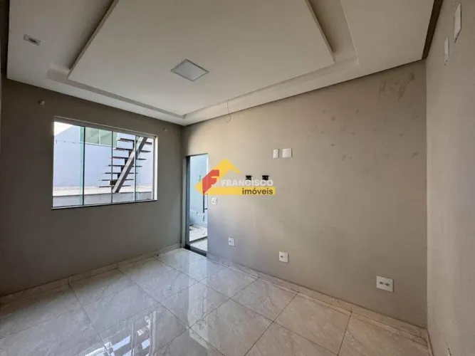 Casa para aluguel, 3 quartos, 1 suíte, 2 vagas, São Roque - Divinópolis/MG