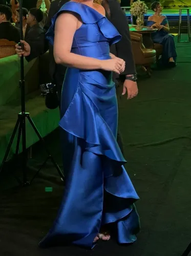Vestido azul royal ? longo de festa