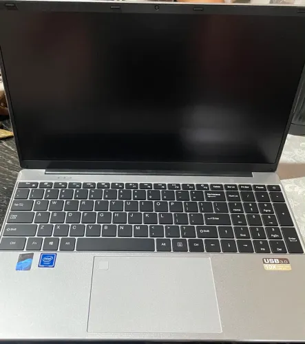 VENDO NOTEBOOK NOVO - NA CAIXA/ SEM USO