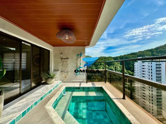 Apartamento com piscina na varanda à venda na Praia das Pitangueiras no Guarujá | Omega Im