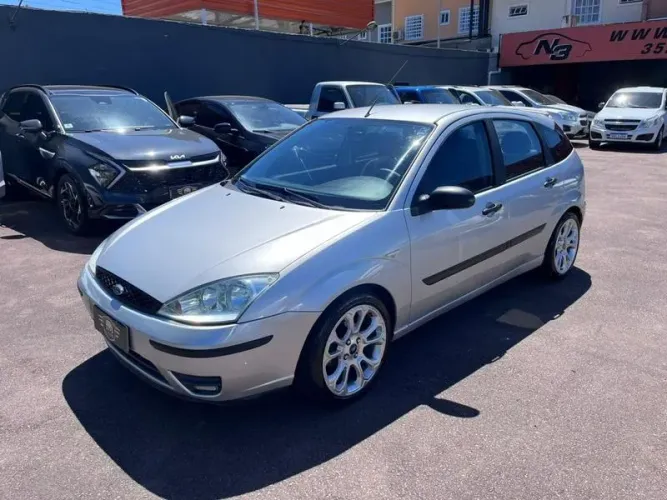 Ford Focus 1.6 S/se/se Plus Flex 8v/16v 5P 2005