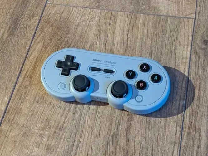 Controle 8BitDo SN30 Pro Bluetooth Hall effect - Novo