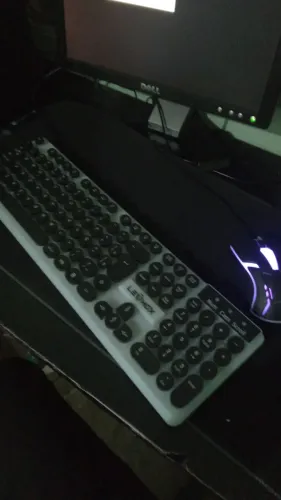 Teclado e mouse gamer rgb