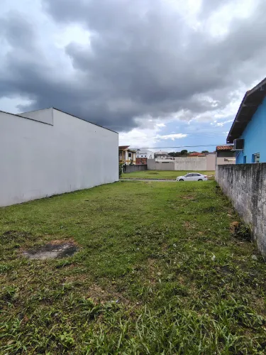 Casa de condomínio para venda possui 250 metros quadrados em Colônia Terra Nova - Manaus -