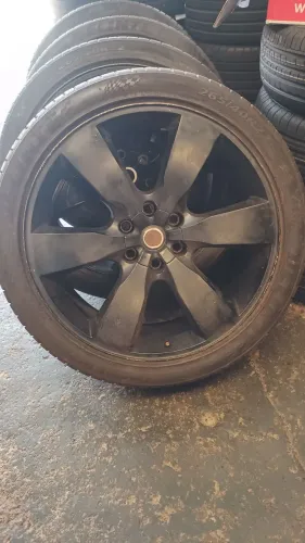 Rodas 22" Hilux