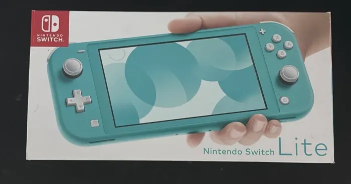 Nintendo Switch Lite poucas vezes usado