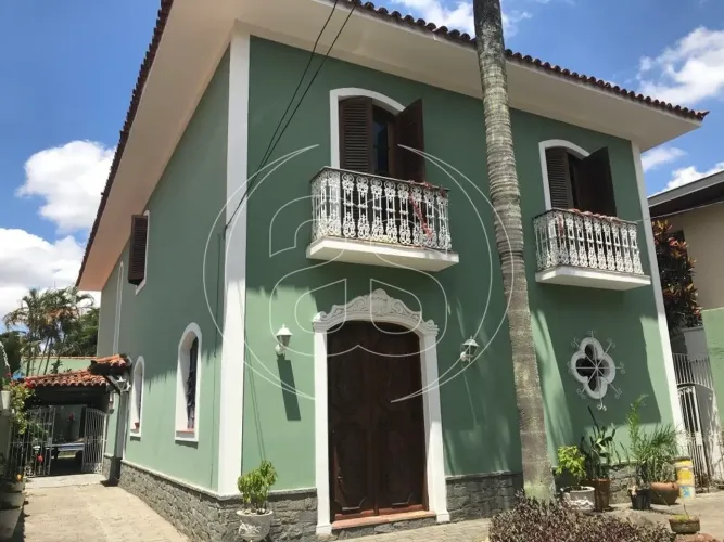 Casa em rua fechada para locação na Granja Julieta com segurança 24 horas.