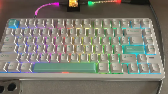 VGN Neon 75HE +