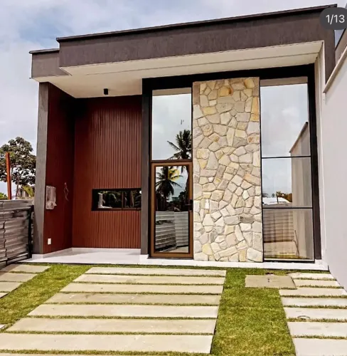 Casa em condominio à venda no Eusébio.