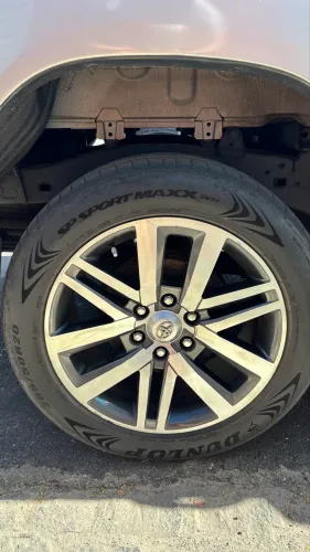 Rodas hilux aro 20