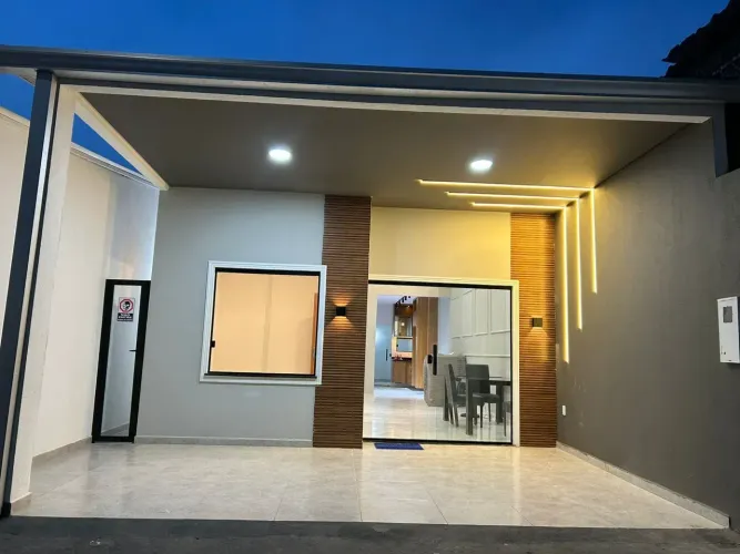 Parque Dez Casa em Residencial fechado, 100% Mobiliada/ 03 Qts 1 Suíte