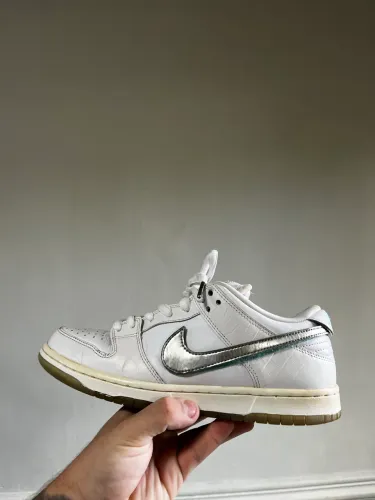 Nike dunk diamond tamanho 40