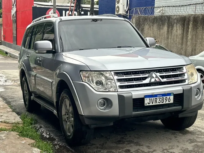 Mitsubishi Pajero Full GLS/gls/pkhpe 3.2 Dies.ti 5P 2009