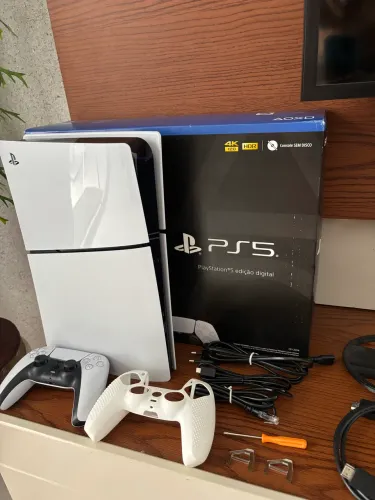 Vende - se PS5 1tb digital SEMINOVO