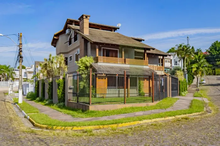 Casa residencial para Locação e Venda no bairro Cristo Rei em São Leopoldo