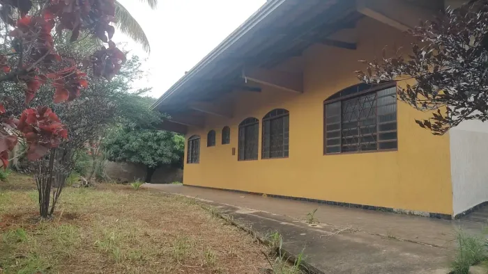 Aluga-se casa em Vicente Pires 