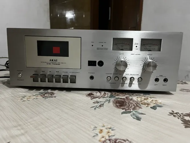 Tape Deck Akai CS 705D