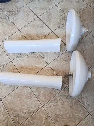 2 Lavatórios com coluna novos