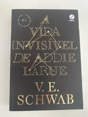 LIVRO A VIDA INVISÍVEL DE ADDIE LARUE
