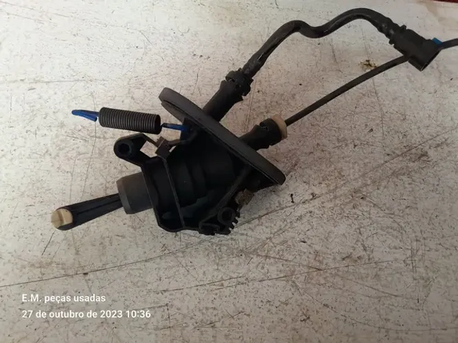 Atuador do pedal de embreagem Ford fiesta 2010