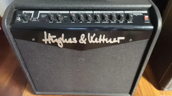 Amp Hughes Kettner Alemão