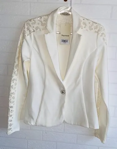 blazer off-white, bordado de couro, tamanho: p, marca: namine, novo com etiqueta