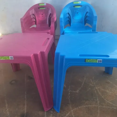 Jogo plástico infantil 
