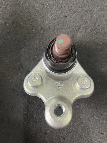 Pivô inferior Honda CRV 2.0 12/24. Genuína