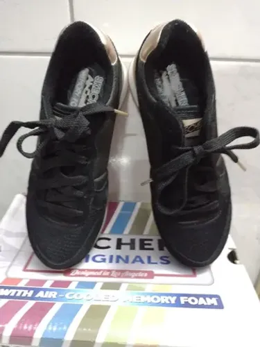 Tênis Skechers feminino n.34 NOVO Muito Confortável
